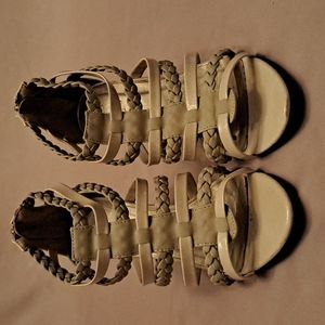 Qupid heels, 8 1/2, white